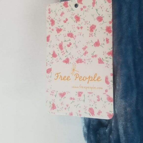 NWT FREE PEOPLE BEAUTIFUL VELOUR AND LACE SKIRT. SIZE 10. - Picture 11 of 15